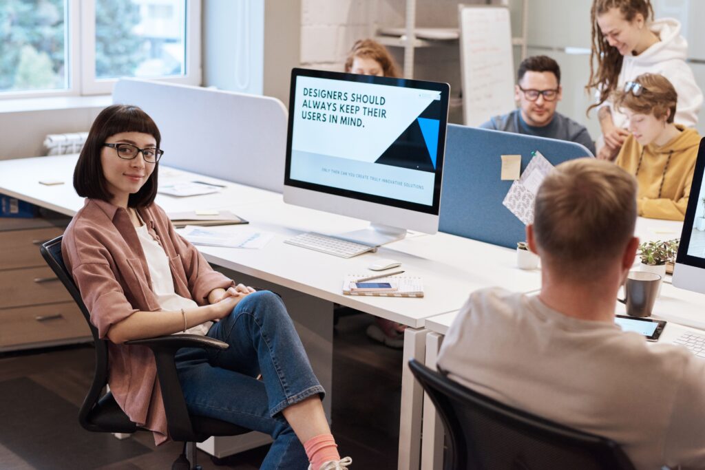 How to Choose a Coworking Space in Federal B Area Karachi pexels fauxels 3184657